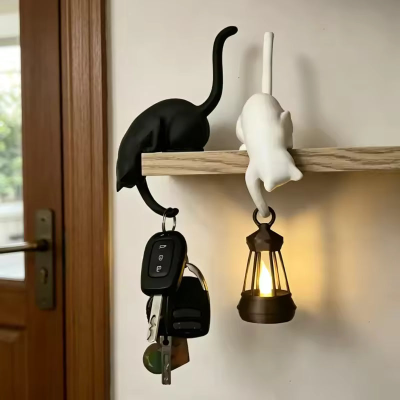 GATO CON FAROL COLGANTE PARA REPISA